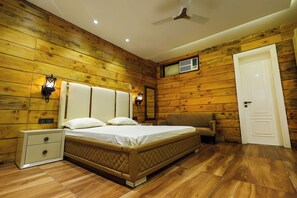 6 bedrooms