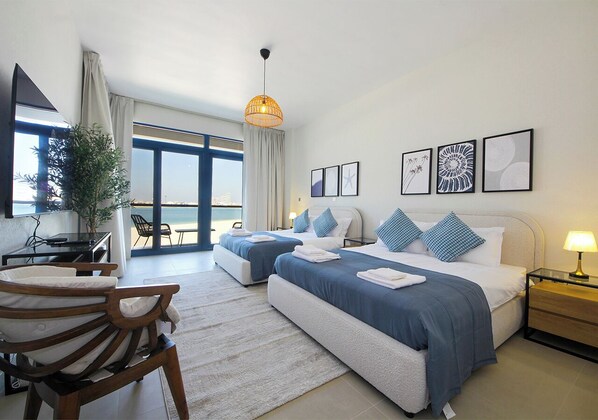 6 Schlafzimmer, Bügeleisen/Bügelbrett, kostenloses WLAN, Bettwäsche