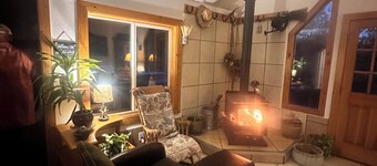 Spacious 5-bedroom lodge in welcoming Bonners Ferry with AC, WiFi