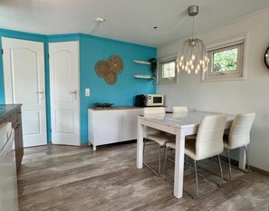 House | 3 bedrooms - Modern Chalet in Campanula Park With Garden (Sint Maartensvlotbrug)