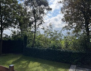 Garden - Modern Chalet in Campanula Park With Garden (Sint Maartensvlotbrug)