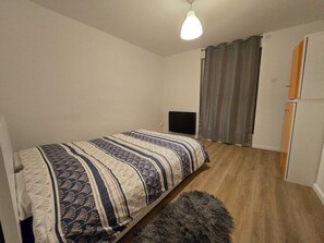 1 bedroom, iron/ironing board, WiFi, bed sheets - Apartment Paris Centre 19eme (Paris)