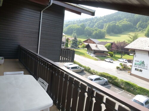 45M2 APARTMENT WITH 12M2 SOUTH-FACING BALCONY