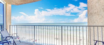 Ideal Family Friendly Beach Vacay. Beachfront & Steps to Flagler Ave