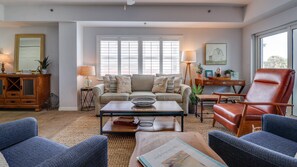 Smart TV, books, video library