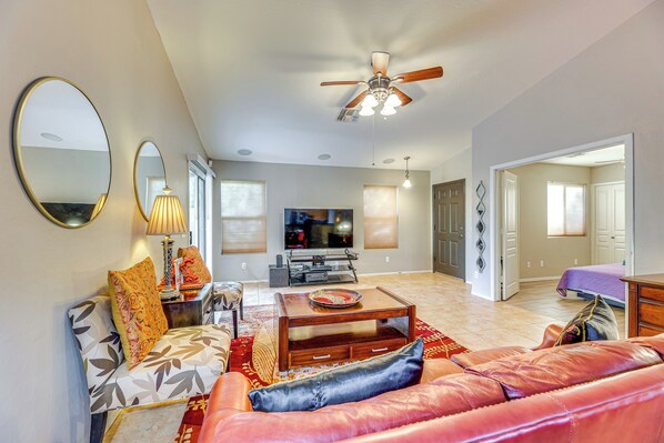 House (4 Bedrooms) | Interior