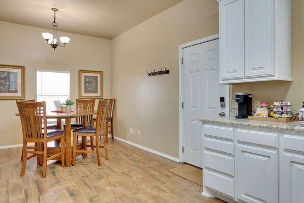 Apartment (3 Bedrooms) | Interior