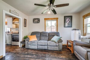 House (2 Bedrooms) | Bahagian dalam