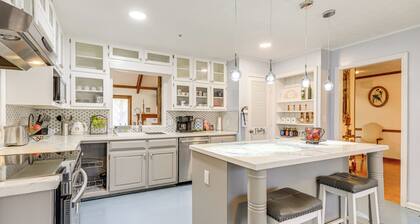 Private Hot Tub & Sauna: Georgia Nature Retreat!