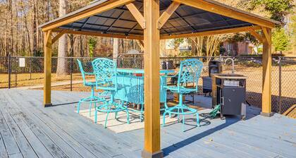 Private Hot Tub & Sauna: Georgia Nature Retreat!