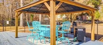 Private Hot Tub & Sauna: Georgia Nature Retreat!