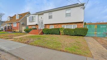 Apartment (0 Bedroom) | Interior