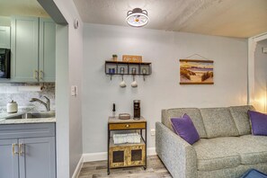 Interior - Half-mi to Ocean: Cape Canaveral Beach Hideaway! (Cape Canaveral)