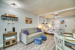 Apartment (0 Bedroom) | Interior