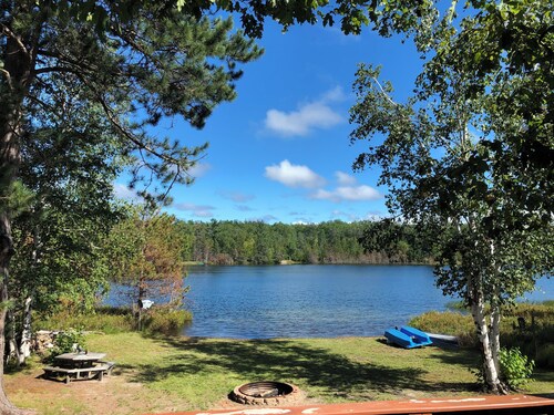 Lovely 3 bedroom cabin on High banks Lake in Eckerman Mi