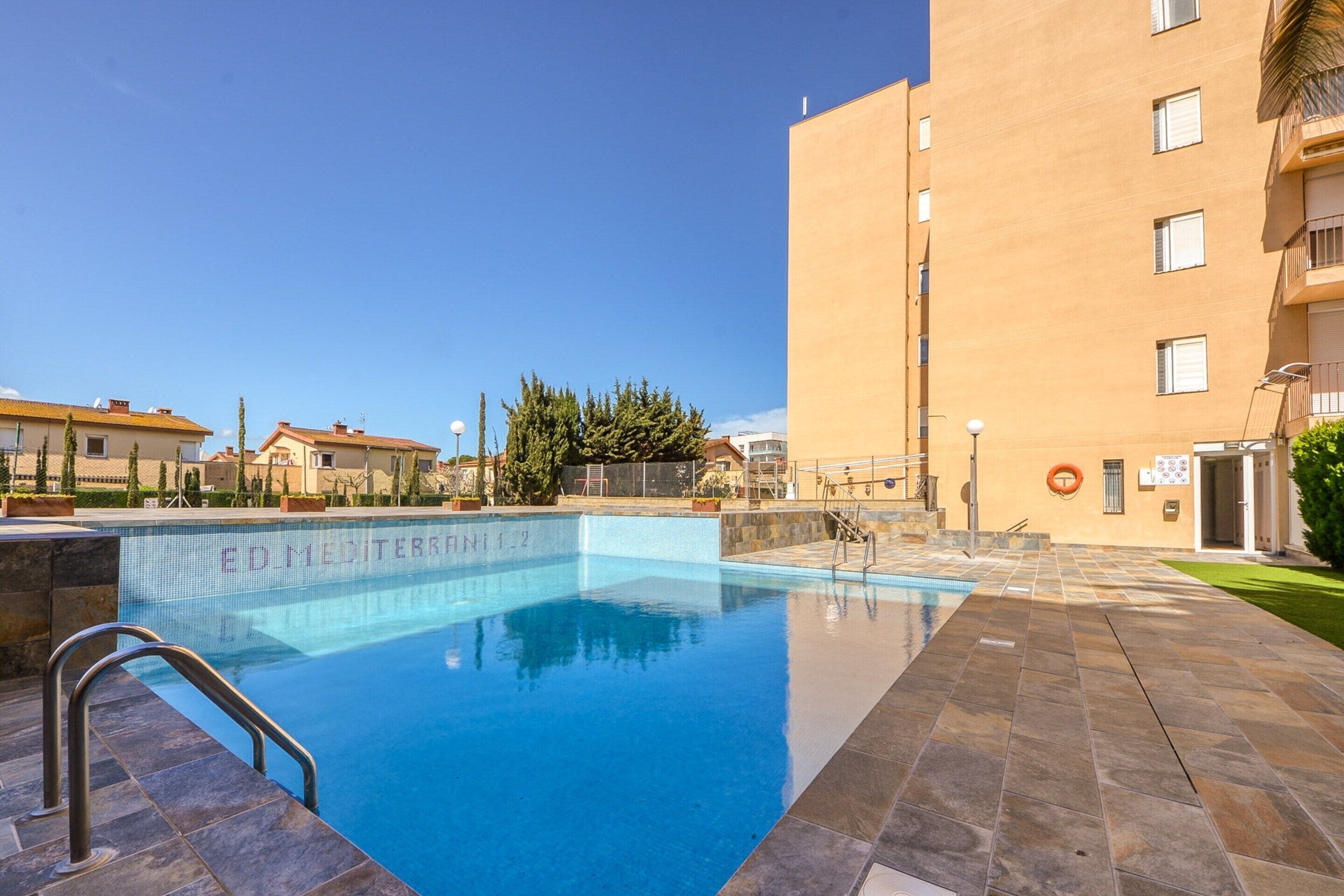 Appartement | Zwembad | Een buitenzwembad