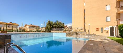 Appartement | Zwembad | Een buitenzwembad