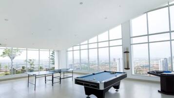 Apartment | 1 bedroom, desk, Internet