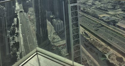 Modern 4BR Penthouse with Full Burj Khalifa View