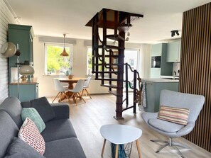 House | Living room