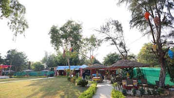 Mặt tiền nơi lưu trú