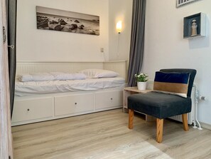 House | 3 bedrooms - Sunny Garden Retreat Bungalow (Sint Maartensvlotbrug)