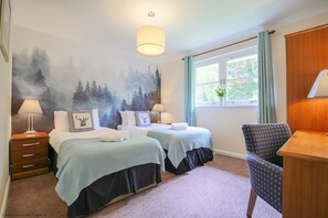 3 habitaciones, tabla de planchar con plancha y wifi gratis 