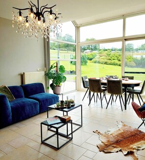 Luxury Apartment, Hill View | Living area - Cha Cha de Loup B&B - Vakantiewoning (Rendeux)