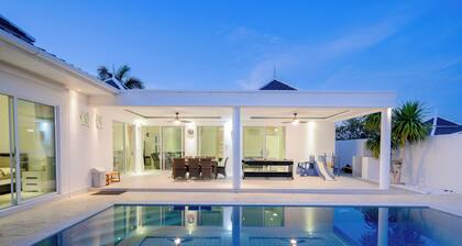Hua Hin Paradise Villa Falcon Hill - Pets Friendly, Free Gym, Wi-Fi & Club House