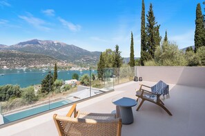 Property grounds - Villa Lethia -  Spacious Interiors, Private Pool, and Breathtaking Sea Views! (Geni)