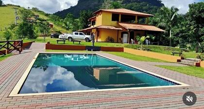 Farm for 13 people, with swimming pool, gourmet area