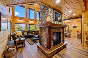 Smart TV, fireplace, video games, DVD player - Amazing BRAND NEW Pool Cabin, Incredible Views and Amenities (Sevierville)