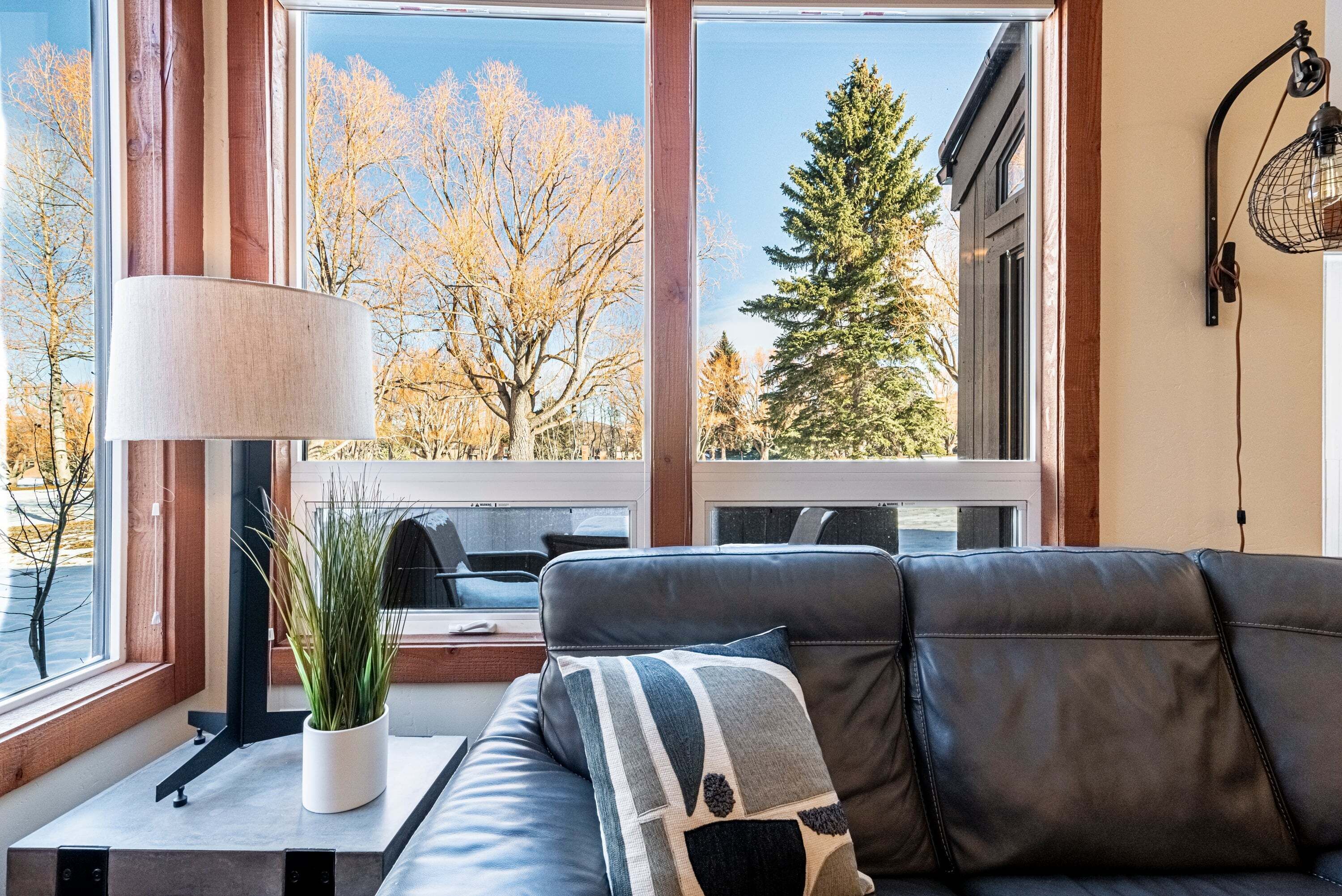 Smart TV, chimenea y futbolito 
