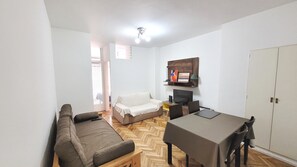 Dining room - Luminoso, muy Completo y Bien Ubicado (Buenos Aires)