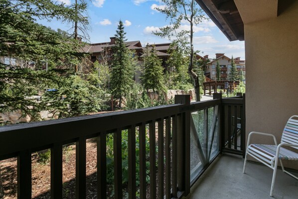 Studio | Property grounds - 1106 - Studio Standard Eagle Springs West Studio (Solitude)