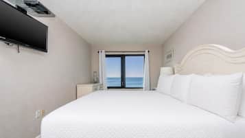 Condo, 2 Bedrooms | 2 bedrooms, WiFi (free)