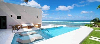 Halcyon Point: New Luxurious Oceanfront Villa w/ Pool, Spa + Tanning Terrace