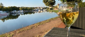 Gîte les 2 cygnes: a gentle adventure on the banks of the Loire