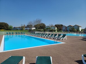 Pool - Charming Port Bourgenay apartment  (Talmont-Saint-Hilaire)