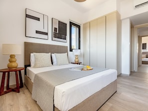 Departamento, 2 habitaciones, balcón, vista a la ciudad | 1 habitación