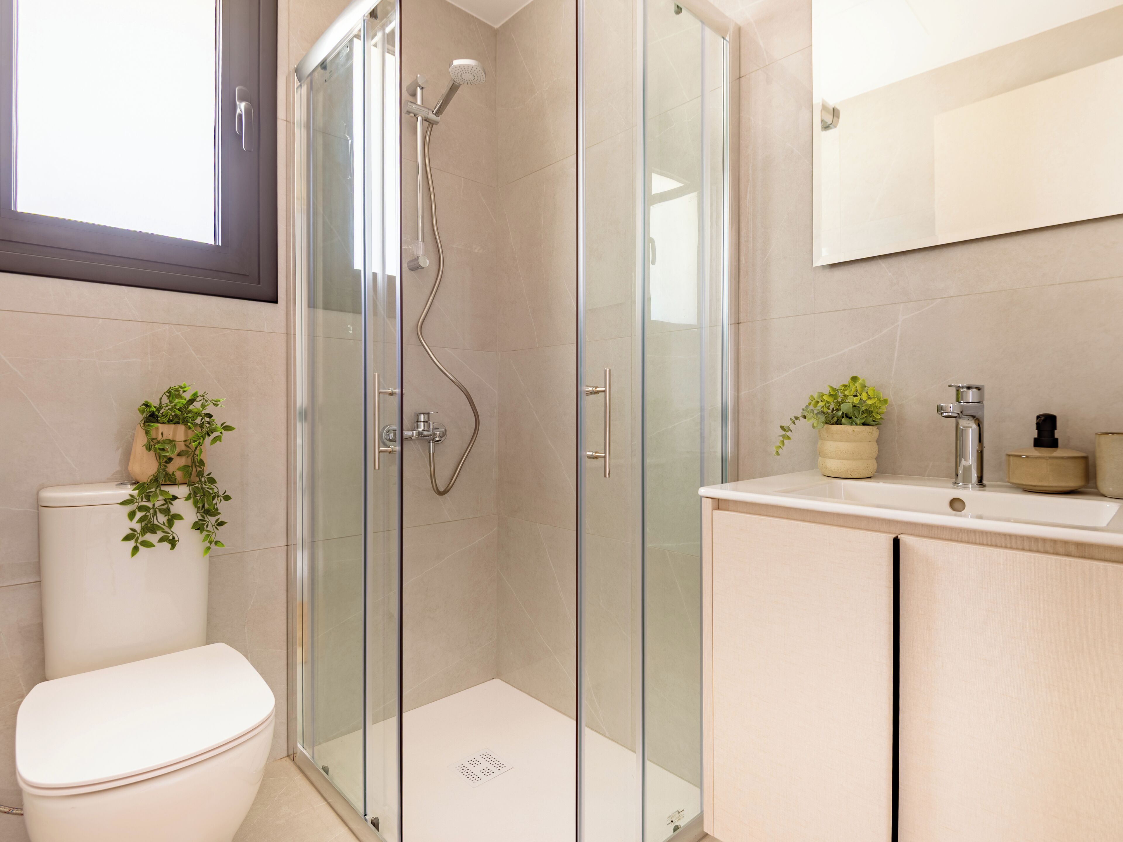 Apartment, 1 Bedroom, Balcony, City View | Bathroom