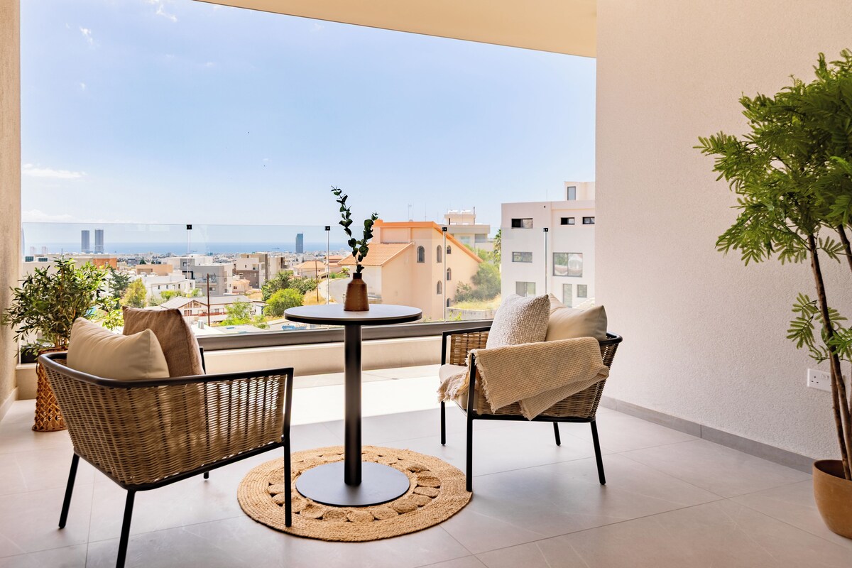 Departamento, 2 habitaciones, balcón, vista a la ciudad | Balcón