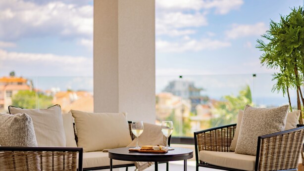 Lejlighed - 3 soveværelser - balkon - byudsigt | Balkon