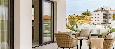 Apartment, 2Â Schlafzimmer, Balkon, Stadtblick | Balkon