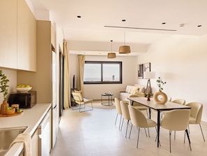 Dining room - Sanders Eduardovich Limassol - Full Building (Limassol)