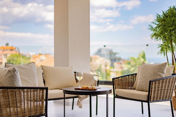 Apartment, 3 Bedrooms, Balcony, City View | Balcony