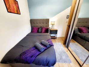 House, 3 Bedrooms, Kitchen | 3 bedrooms, desk, laptop workspace, iron/ironing board - Stay Sleep Rest - Abbey Road (Huddersfield)