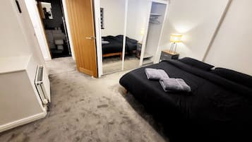 Maison, 3 chambres, cuisine | 3 chambres, bureau, espace de travail pour ordinateur portable