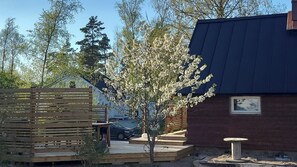 Terrace/patio - Modern lodge by the nature (Stockholms län)