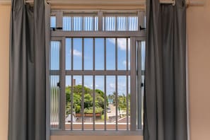 Suite | Interior